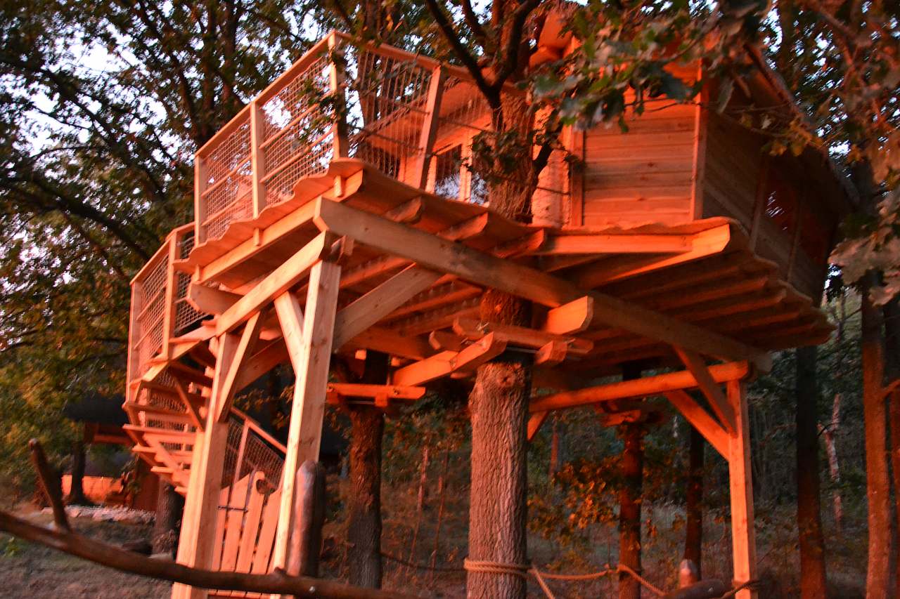 Log Cabin Wellness - treehouse a srub na vodě Višňová