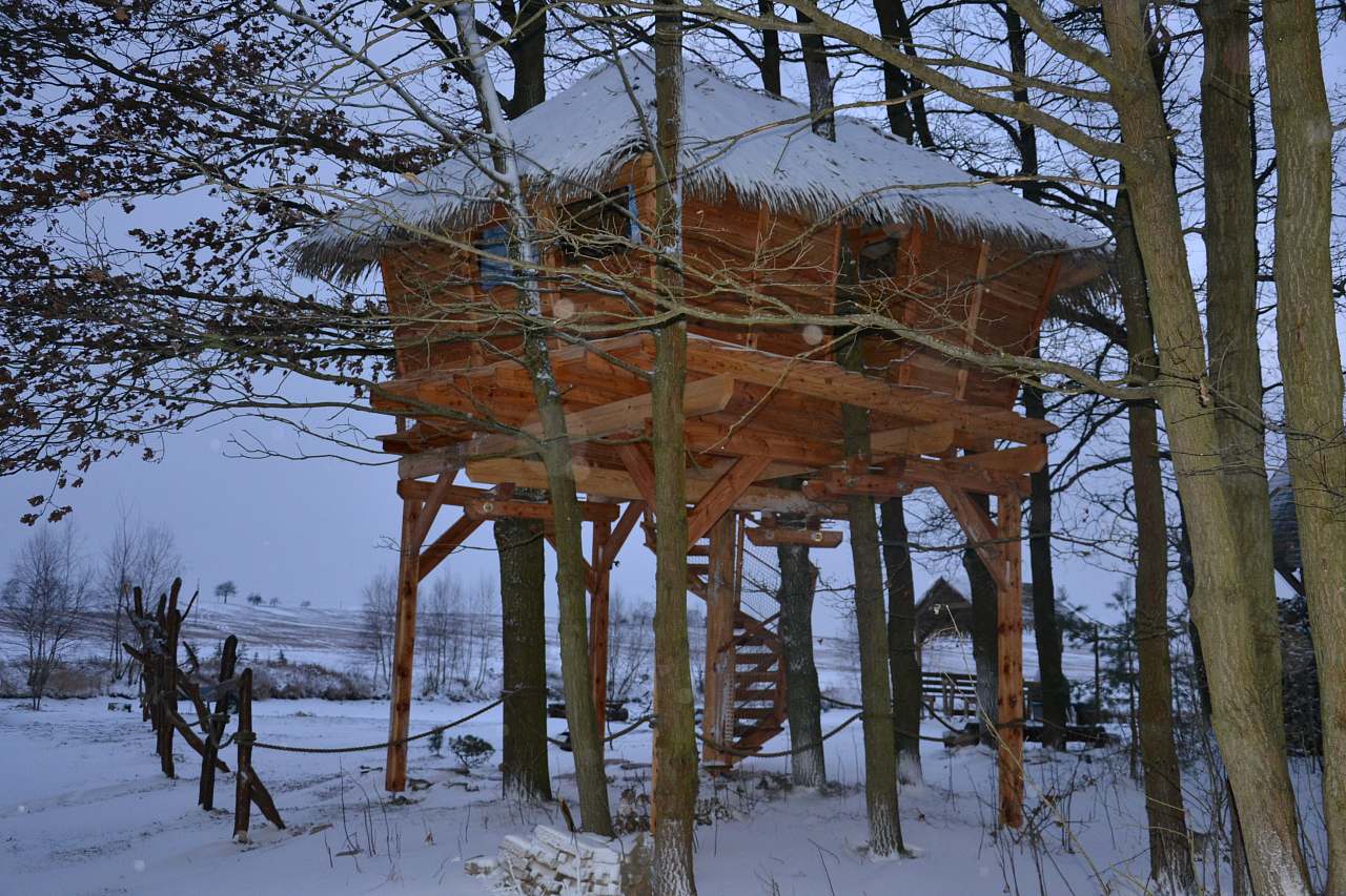 Log Cabin Wellness - treehouse a srub na vodě Višňová
