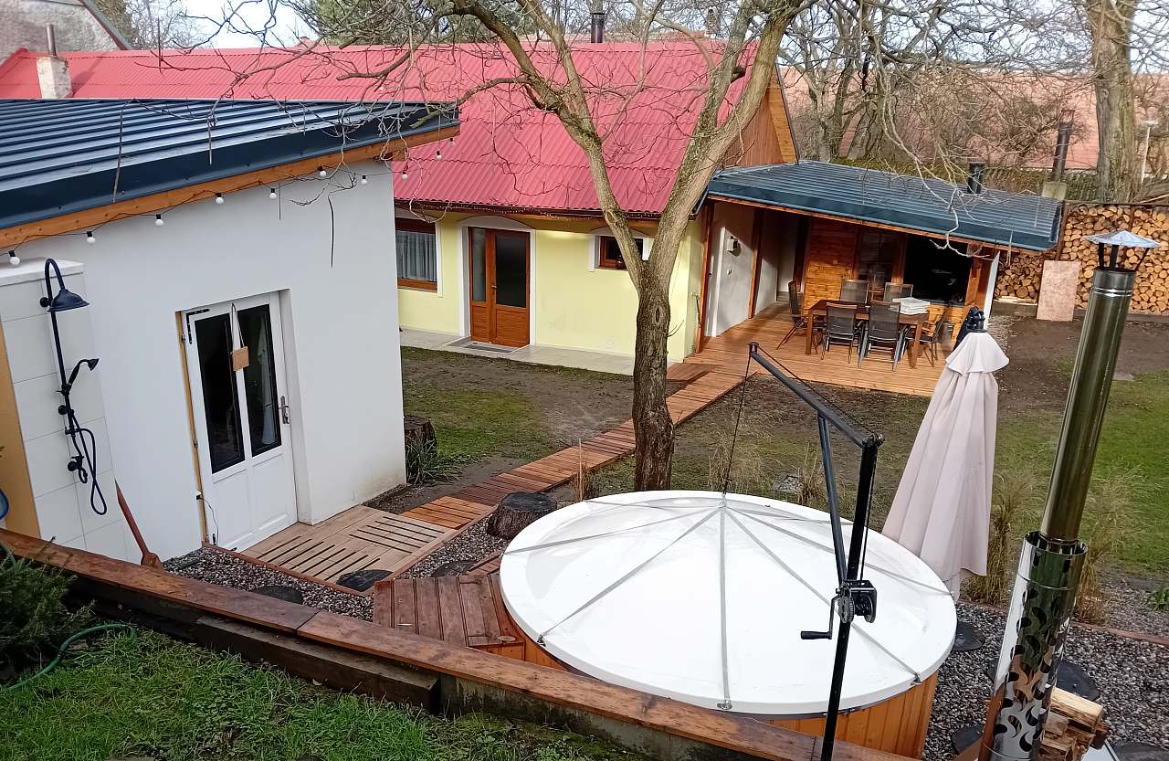 Apartment Domeček u Josefa Hostín