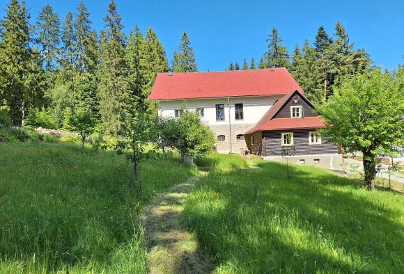 Log Cottage Na Radosti