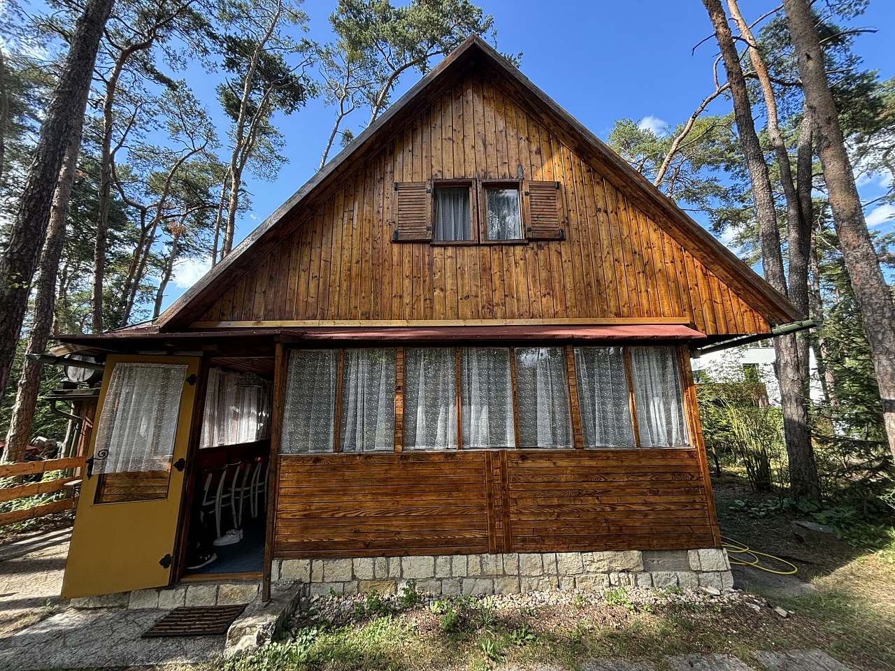 Cabin Retro chata u jezera Lhota