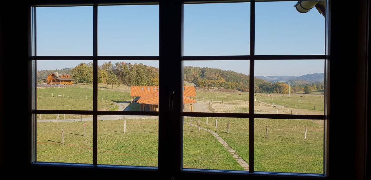 Log Cabin Ranč v Buši Čím