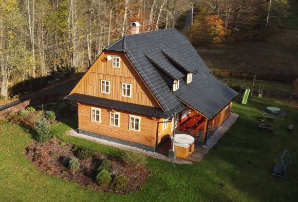 Log Cottage  Merta