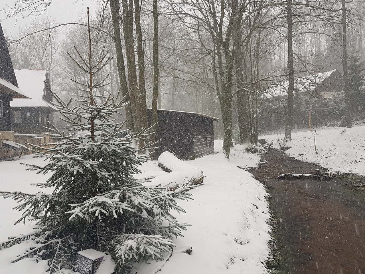 Cabin Dědova chata Čenkovice
