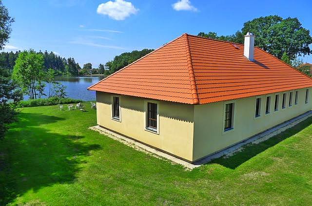 Cottage se 2 byty k pronájmu Stříbřec