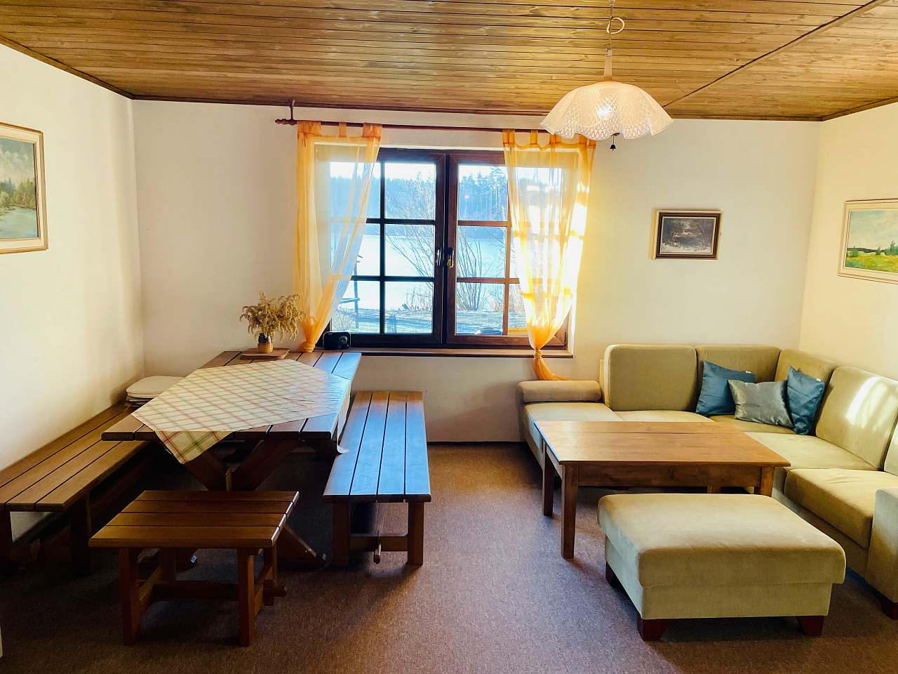 Cottage se 2 byty k pronájmu Stříbřec