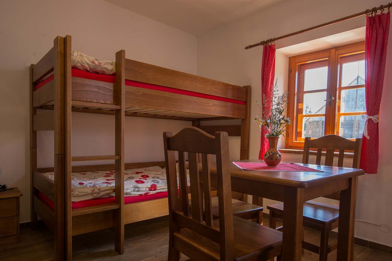 Accommodation Na Statku Lužnice