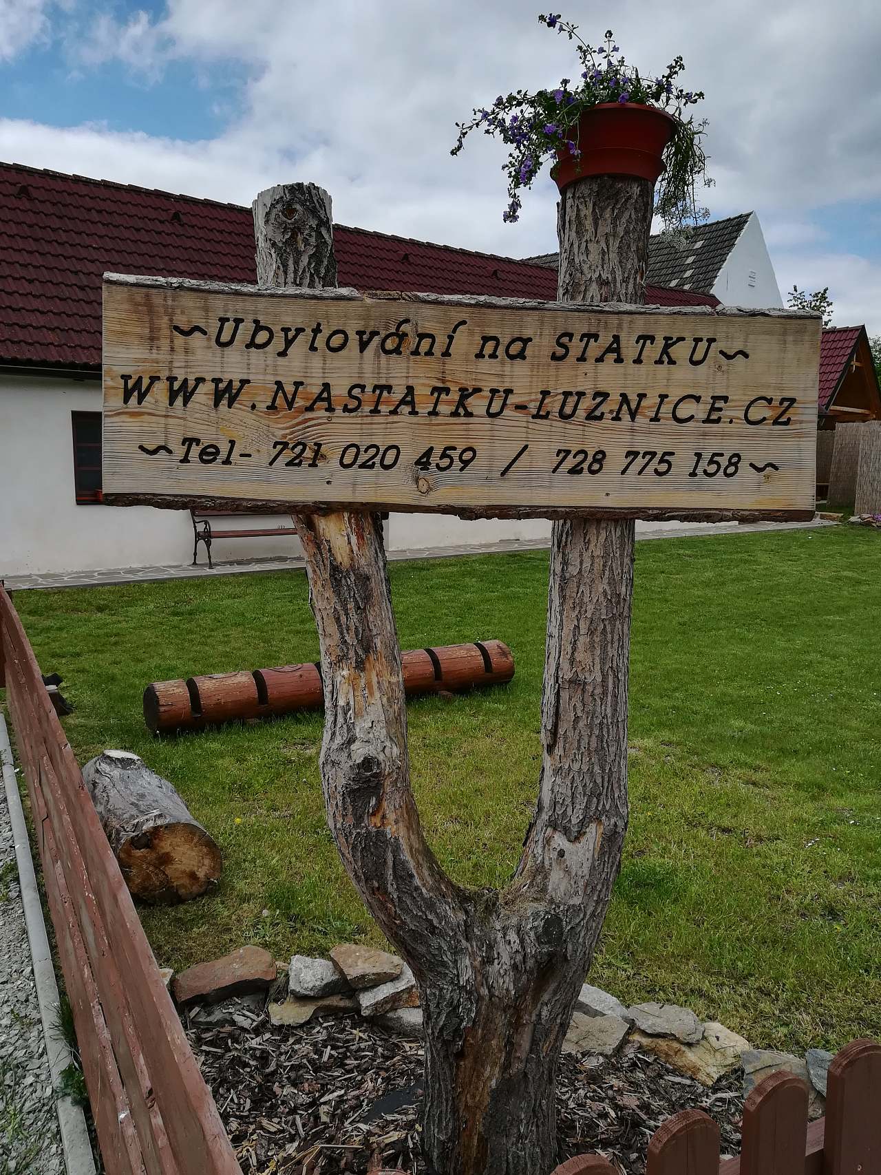 Accommodation Na Statku Lužnice