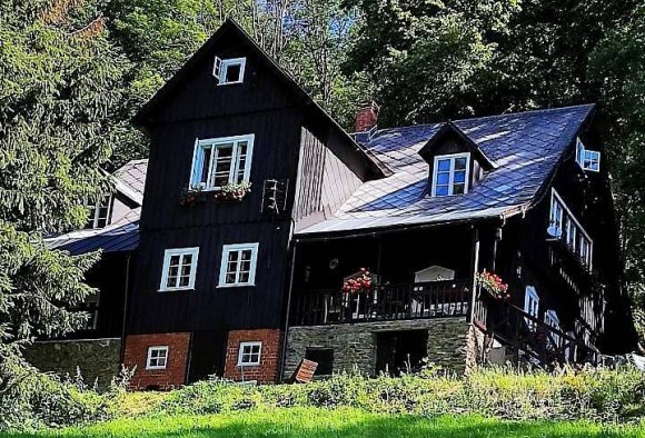 Cabin Katmarka