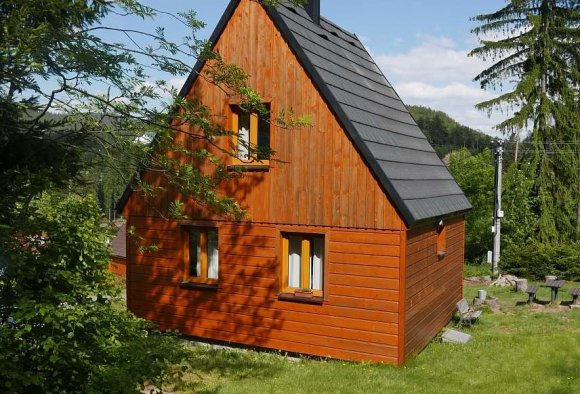 Cabin nad přehradou