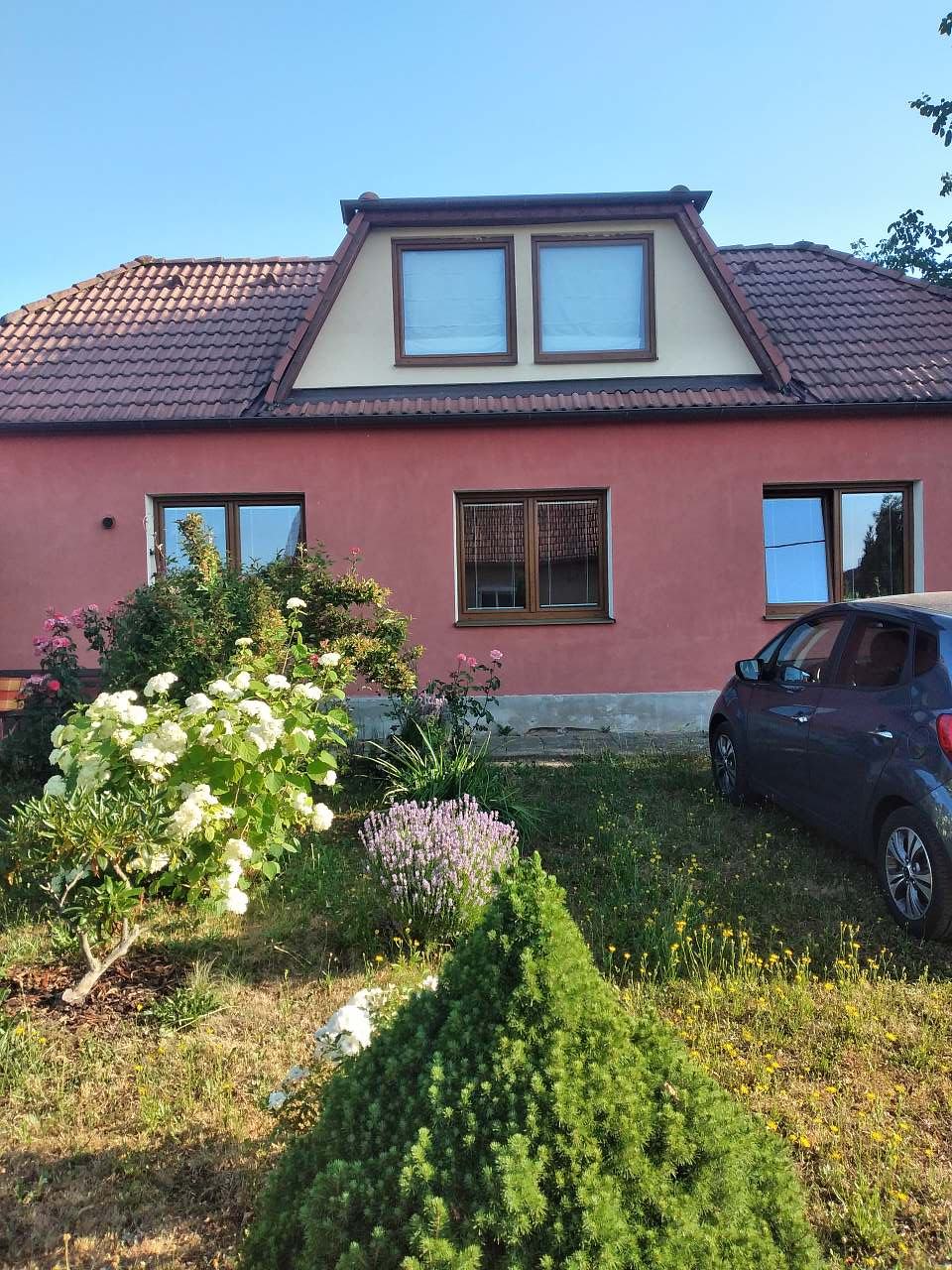 Cottage to rent Lesonice
