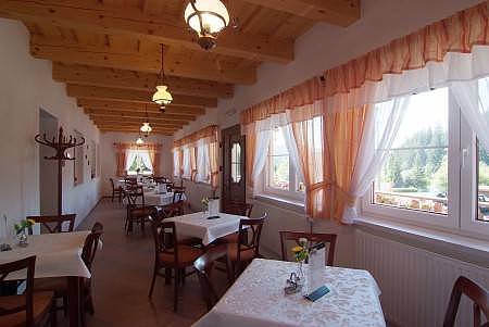 Guest House U Přehrady a chatky Horní Bečva