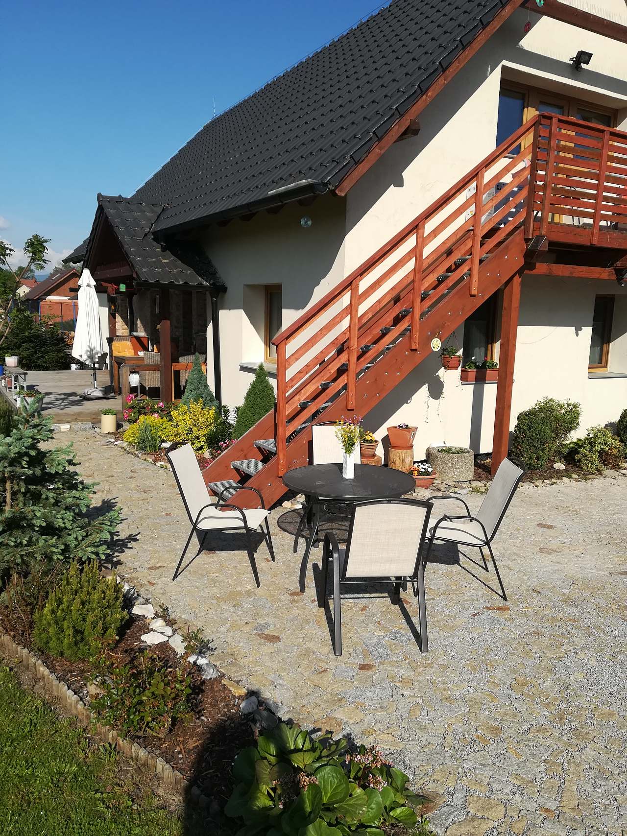 Apartment Life in Nature Jaronice